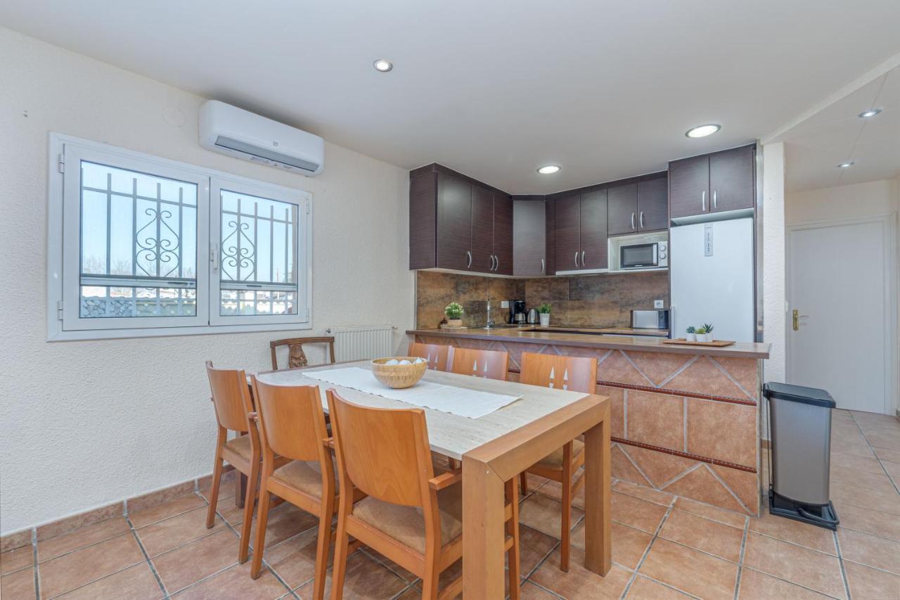 Goldhome - Carlit - Casa 9 Habitaciones, Piscina Privada, Sala De Juegos Empuriabrava Zewnętrze zdjęcie