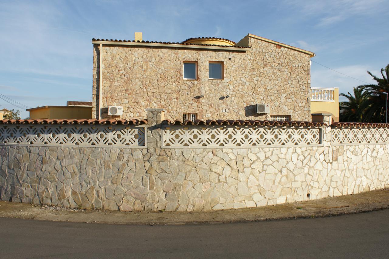 Goldhome - Carlit - Casa 9 Habitaciones, Piscina Privada, Sala De Juegos Empuriabrava Zewnętrze zdjęcie