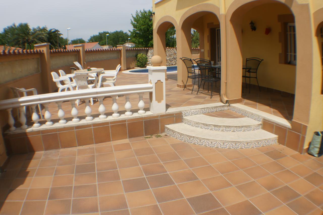 Goldhome - Carlit - Casa 9 Habitaciones, Piscina Privada, Sala De Juegos Empuriabrava Zewnętrze zdjęcie