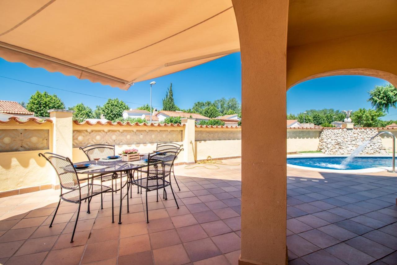 Goldhome - Carlit - Casa 9 Habitaciones, Piscina Privada, Sala De Juegos Empuriabrava Zewnętrze zdjęcie