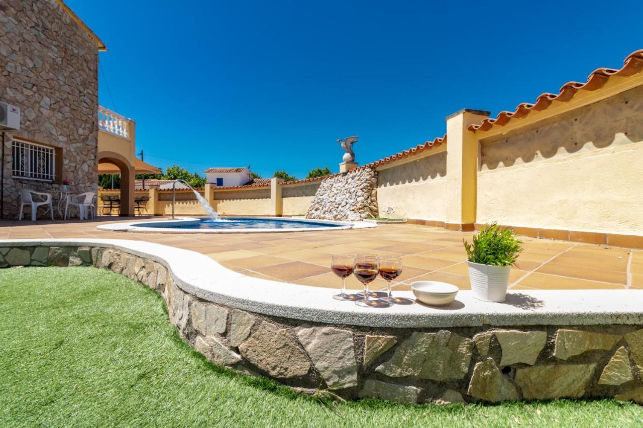 Goldhome - Carlit - Casa 9 Habitaciones, Piscina Privada, Sala De Juegos Empuriabrava Zewnętrze zdjęcie