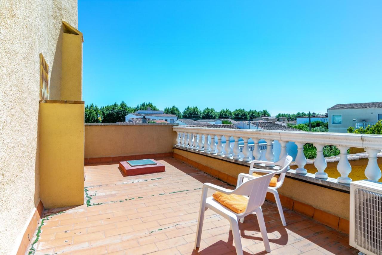 Goldhome - Carlit - Casa 9 Habitaciones, Piscina Privada, Sala De Juegos Empuriabrava Zewnętrze zdjęcie